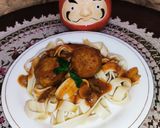 A picture of step 3 of Fettuccine Pasta With Meatball.