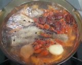 Foto langkah ke 3 dari resep Chinese Herbal Soup (Balita).