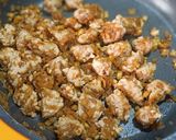 Foto del paso 5 de la receta: Arroz con Butifarra, Rovellons, Trompetas de la Muerte y Champiñones Portobello