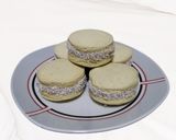 Foto del paso 3 de la receta: Alfajores de maicena veganos con dulce de coco 😍 :)
