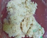 Foto langkah ke 3 dari resep Strawberry Cheese Thumbprint Cookies.