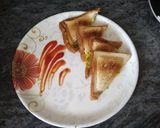A picture of step 4 of Aloo Masala sandwich.