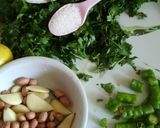A picture of step 2 of Green chutney.