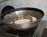 कढ़ाई फ्रेश एगलेस चॉकलेट केक(kadai fresh eggless chocolate cake recipe in hindi) रेसिपी चरण 5 फोटो