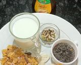 A picture of step 1 of Healthy Breakfast With Corn Flakes chia Seeds.