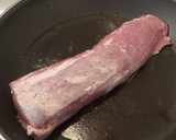 Foto del paso 1 de la receta: Solomillo de cerdo guisado con verduras
