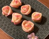 A picture of step 6 of ★Rose steamed dumplings★.