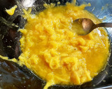 Foto del paso 1 de la receta: Tartar de Salmón marinado con vinagreta de Mango sobre Aguacate