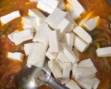 A picture of step 6 of Schezwan paneer capsicum.