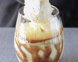 A picture of step 4 of Affogato on Avocado Smoothie.