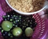 Foto langkah ke 1 dari resep Udang Rebon Tumis Leunca.