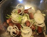 Foto del paso 2 de la receta: Repollo al Vapor con Salchichas de Res