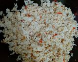 Foto langkah ke 5 dari resep Nasi Goreng Istimewa.