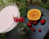 Une image de l'étape 5 de Milkshake groseilles fraises orange.