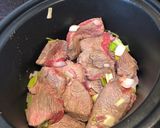 A picture of step 2 of Beef bourguignon (slow cooker).