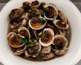 Foto langkah ke 2 dari resep Kerang dara lada hitam.