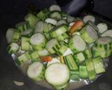 Foto langkah ke 3 dari resep Oyong Tahu Putih Bumbu Cemplung.