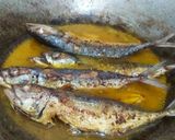 Foto langkah ke 3 dari resep Ikan Kembung Pesmol.