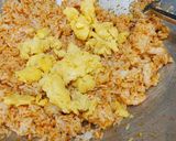 Foto langkah ke 4 dari resep Nasi Goreng Rumah.