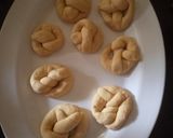 A picture of step 5 of German pretzels.