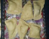 A picture of step 7 of Semovita meat pie.
