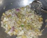 A picture of step 3 of Schezwan veg noodles.