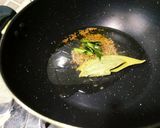 A picture of step 4 of Bohra/Bohri chicken kaari.
