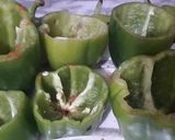 A picture of step 5 of Mince stuffed capsicum.