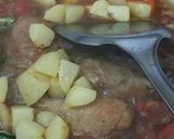 Foto langkah ke 4 dari resep Semur Ayam Kentang.