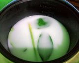 Foto langkah ke 1 dari resep Nasi Bakar Ayam Suwir Kemangi Sederhana.