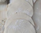 Foto del paso 3 de la receta: Masa Para Tapas De Empanadas Caseras Fácil