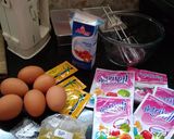 Foto langkah ke 1 dari resep Strawberry Cake DEBM/.