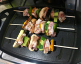 Foto del paso 2 de la receta: Brochetas de pollo con verduras
