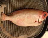 Hình bước làm 1 của món Cá sơn thóc nướng mọi