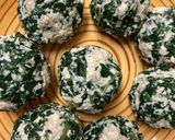Foto langkah ke 3 dari resep Rolade Daun Kale/Kale Leaf Roulade.