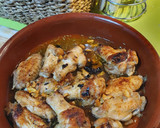 Foto del paso 5 de la receta: Alitas de pollo al ajillo con cerveza