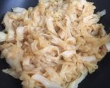 Foto langkah ke 3 dari resep Kwetiau Siram Sosis Telur.