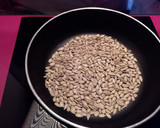 Foto del paso 1 de la receta: Pan de pipas