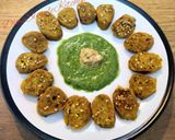 A picture of step 7 of Oats Dudhi Muthia.