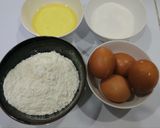 Hình bước làm 1 của món Bánh ga tô hồng Kong