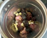 A picture of step 2 of Fresh Fig Date & Dry Fruit Smoothie.