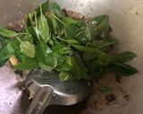 รูปขั้นตอนการทำที่ 4 ของ กะเพราหอยบิด🐚🐚🐚