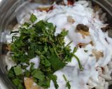 સ્પ્રાઉટેડ મગ દહીં ચાટ(Sprouted mung dahi chat recipe in Gujarati) રેસીપી સ્ટેપ3ફોટો