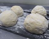 Foto del paso 1 de la receta: Medialunas de manteca