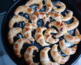 Foto del paso 5 de la receta: Medialunas caseras!!!🥐🥐🥐 Muy ricas para la merienda  o el desayuno, muy  fáciles de hacer!!!