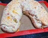 Foto del paso 6 de la receta: Rosca de Jamón, Provolone y Aceitunas ❤