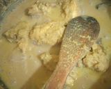 Foto langkah ke 3 dari resep Ayam goreng lengkuas.