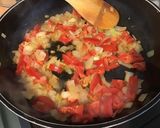 Une image de l'étape 7 de Fenouils aux tomates, cardamome noire et curcuma.