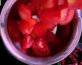 A picture of step 3 of Jain Pizza sauce.