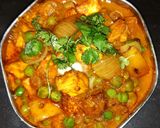 A picture of step 4 of Kadai Matar Paneer.